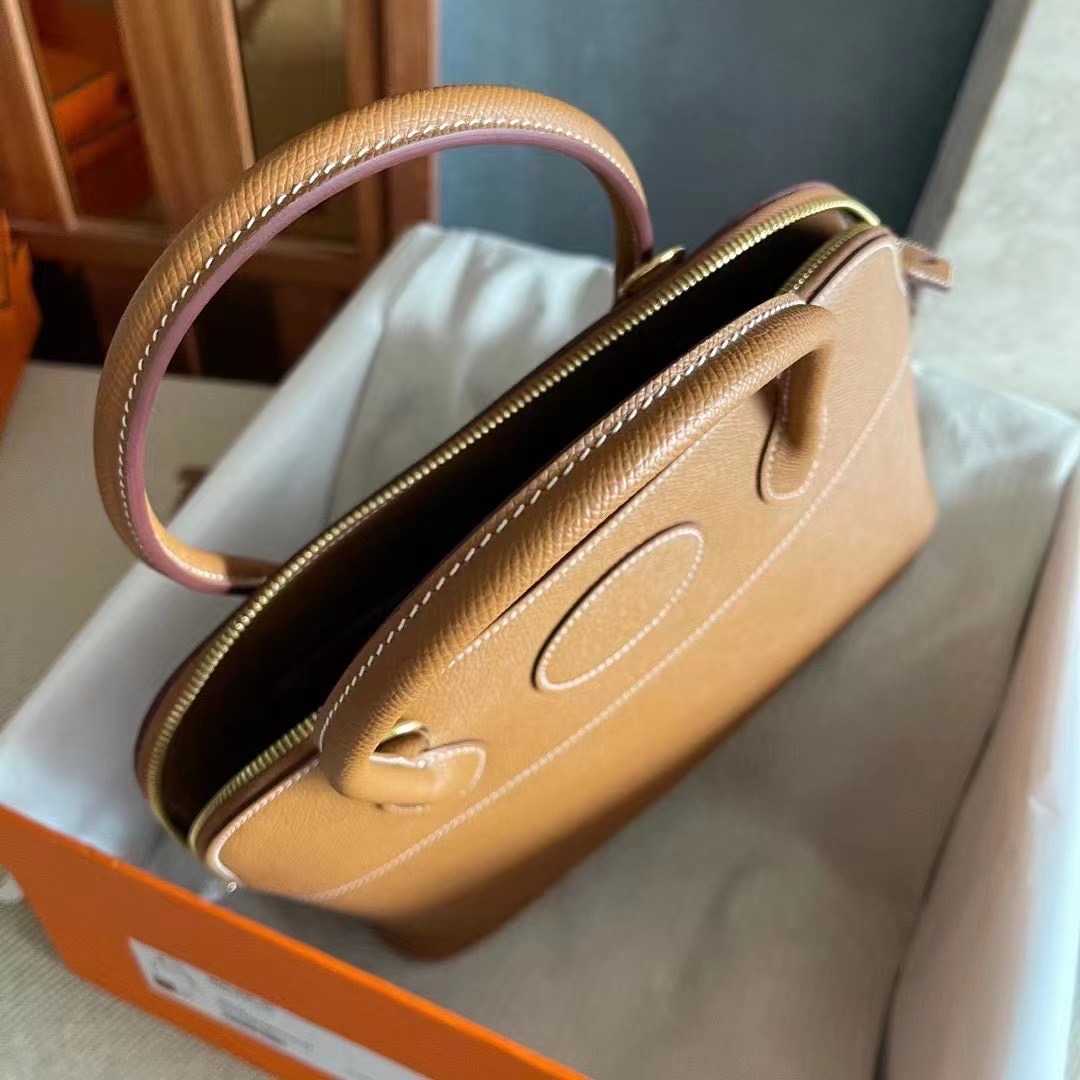 Kuwait Bahrain HM Bolide 31 Epsom Leather 37 Gold