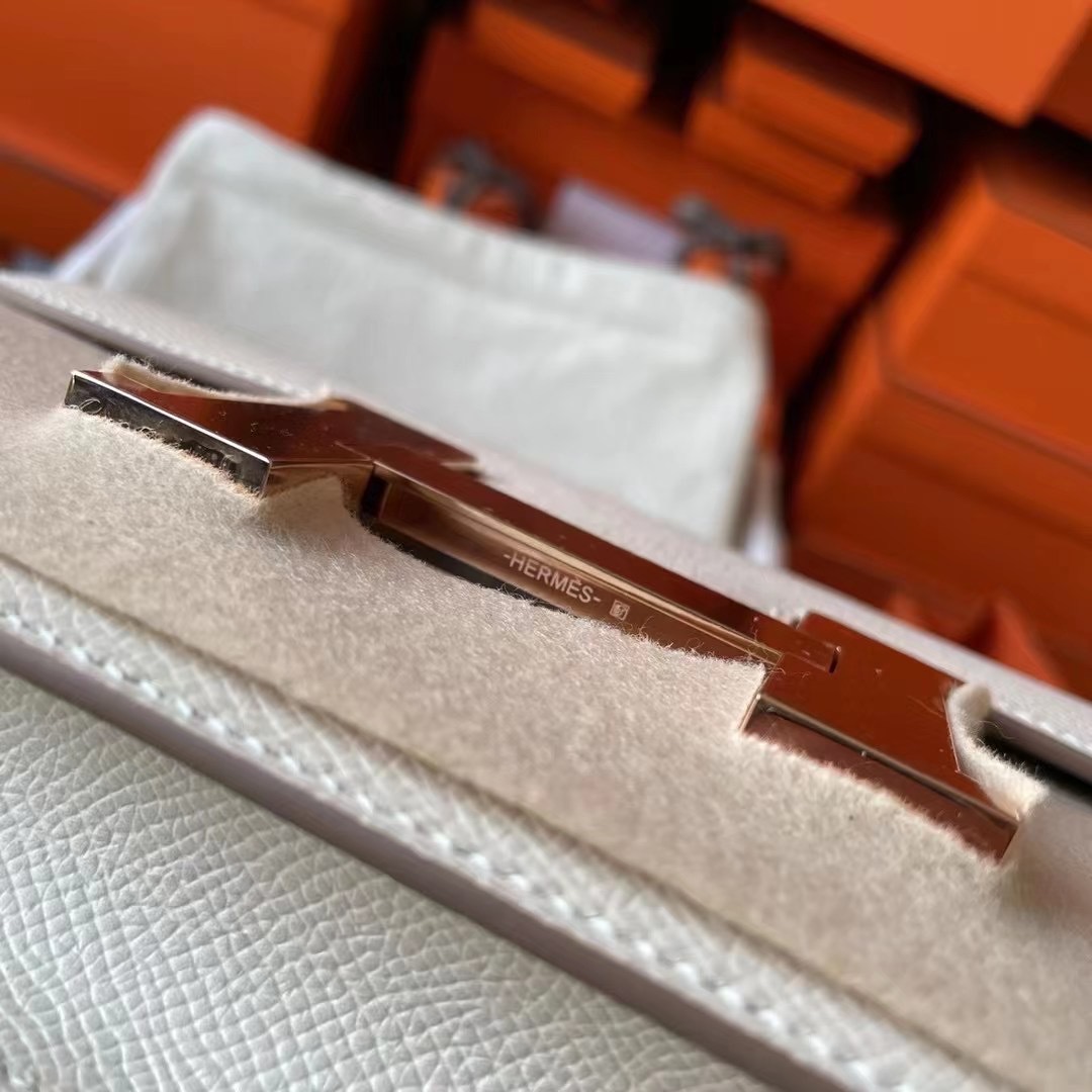 Constance 24cm Epsom皮 10 craie 奶昔白 玫瑰金扣