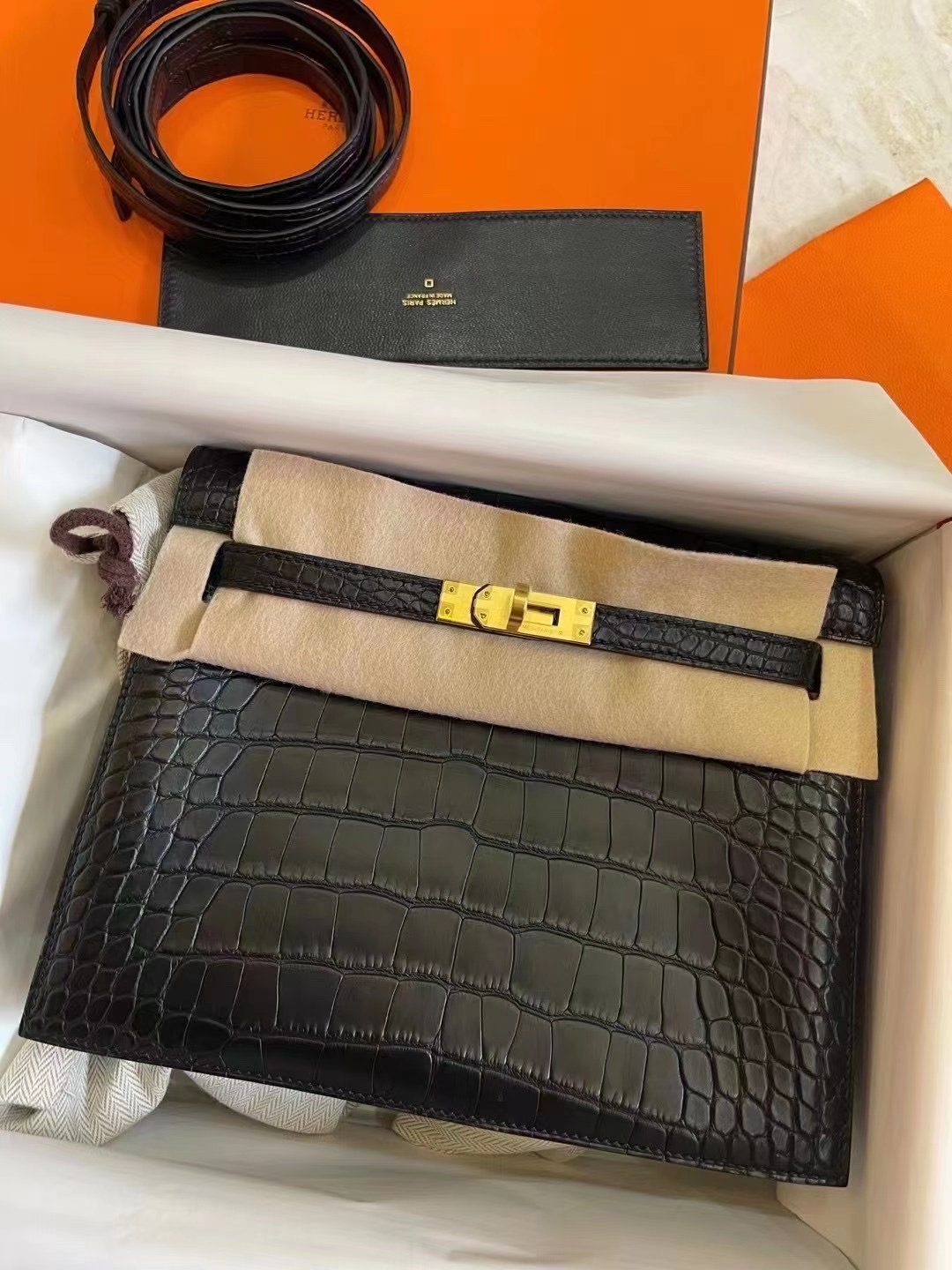 Kuwait HM KL Danse Crocodile Leather89 Noir