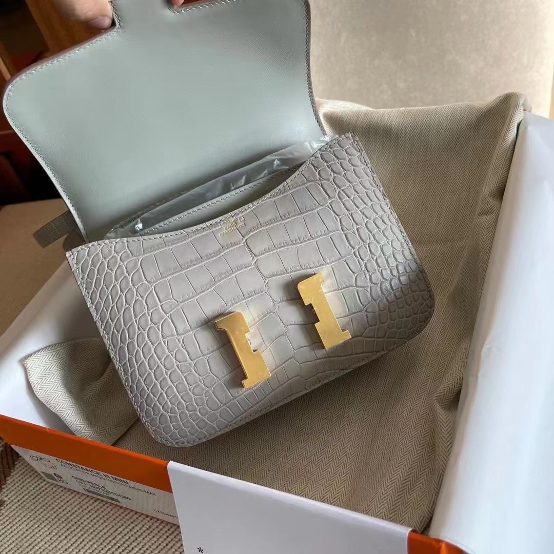 Dubai HM Constans 19 雾面美洲鳄 80珍珠灰 金 Gris Perle