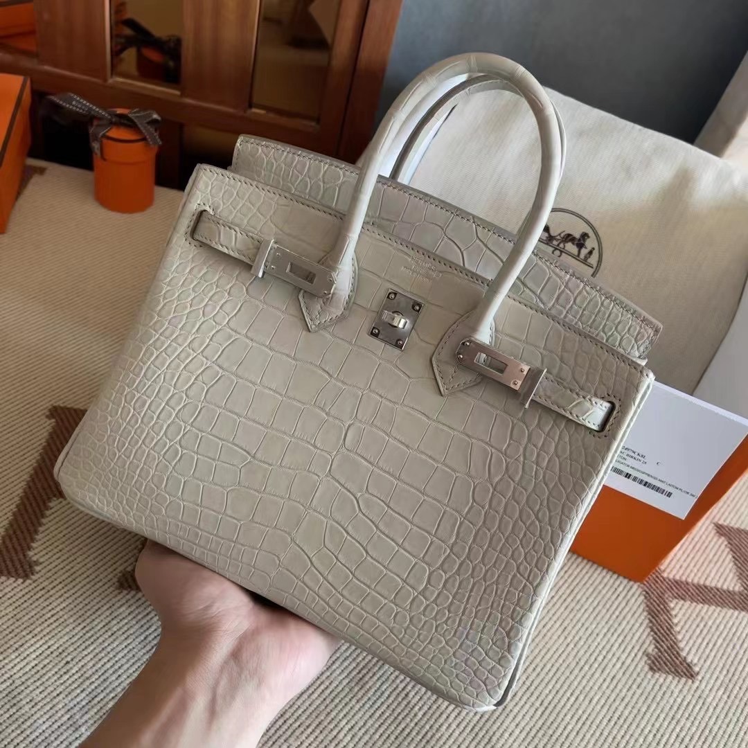 BK 25cm 新到皮🐊雾面美洲鳄鱼 8L Beton 奶油白 Matte Alligator Crocodile HM Hong Kong