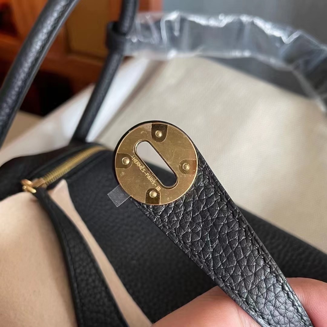Tower Hamlets, London UK Britain HM LD Mini 26cm CK89黑色 taurillon Clemence leather