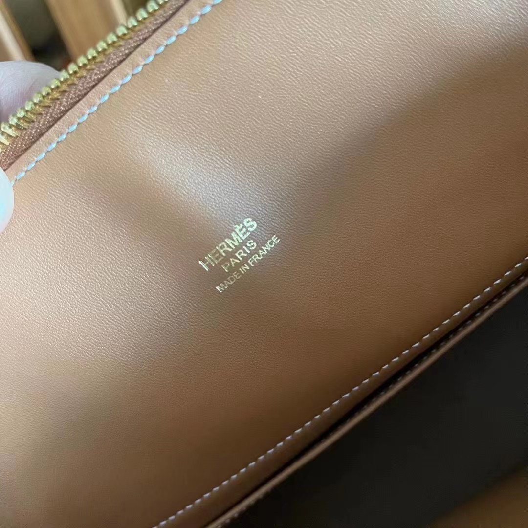Kuwait Bahrain HM Bolide 31 Epsom Leather 37 Gold