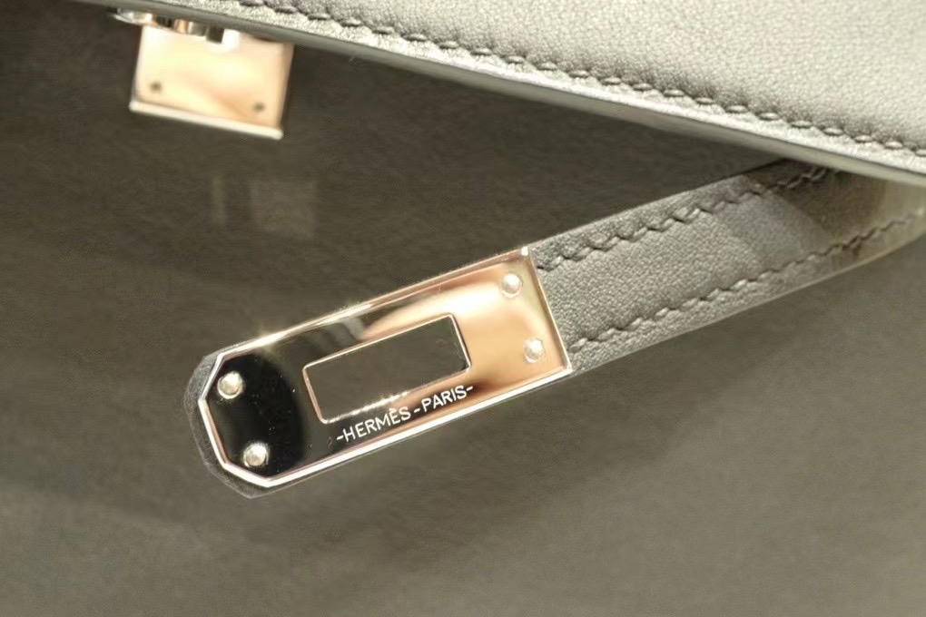 Qatar Dubai HM KL pochette 22 Swift Noir 89黑色