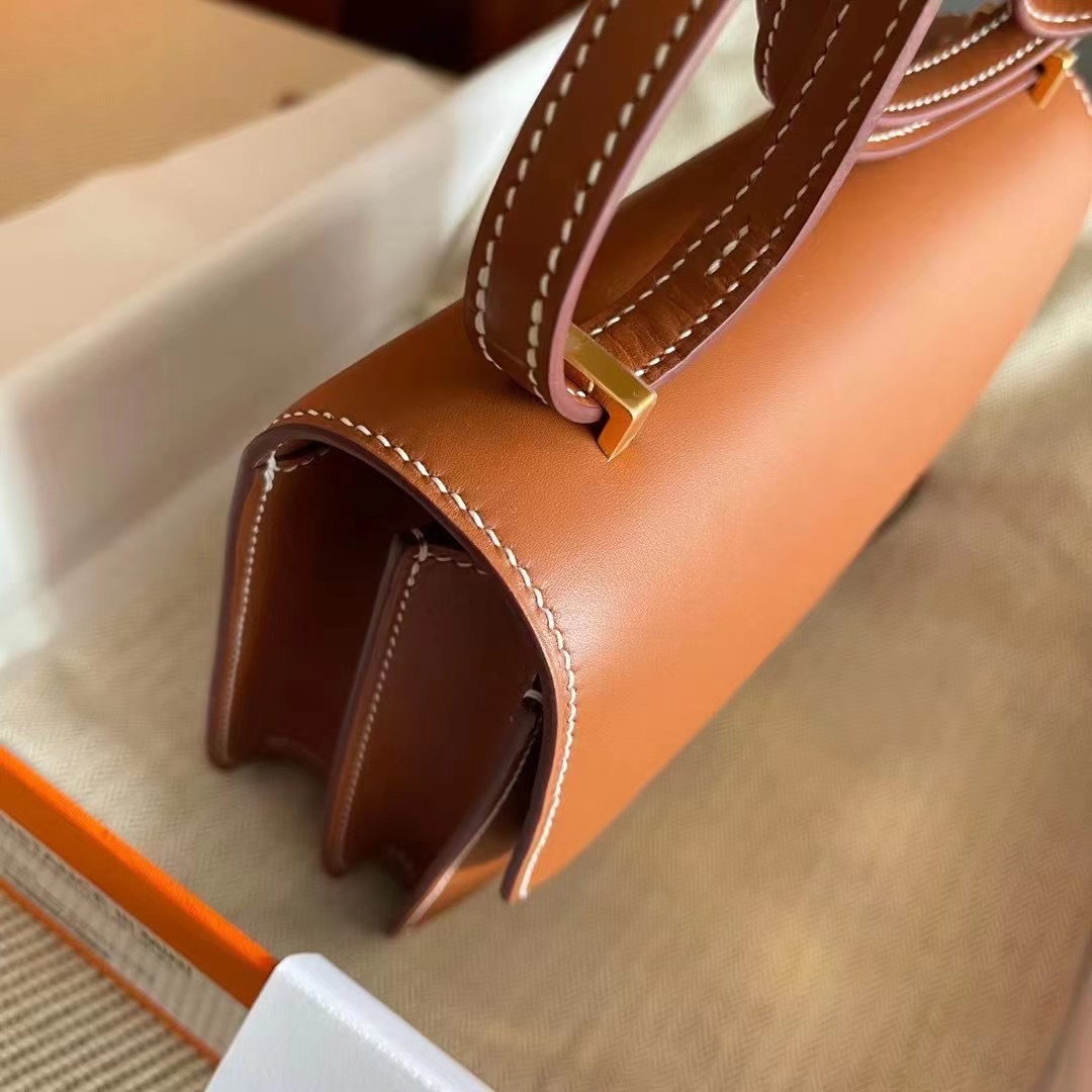 Constance 19 马鞍皮 saddle leather 37 gold
