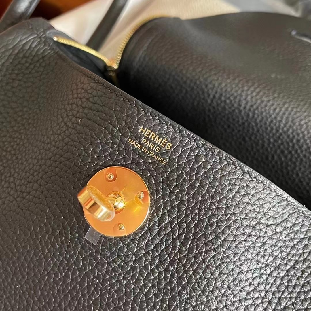 Tower Hamlets, London UK Britain HM LD Mini 26cm CK89黑色 taurillon Clemence leather
