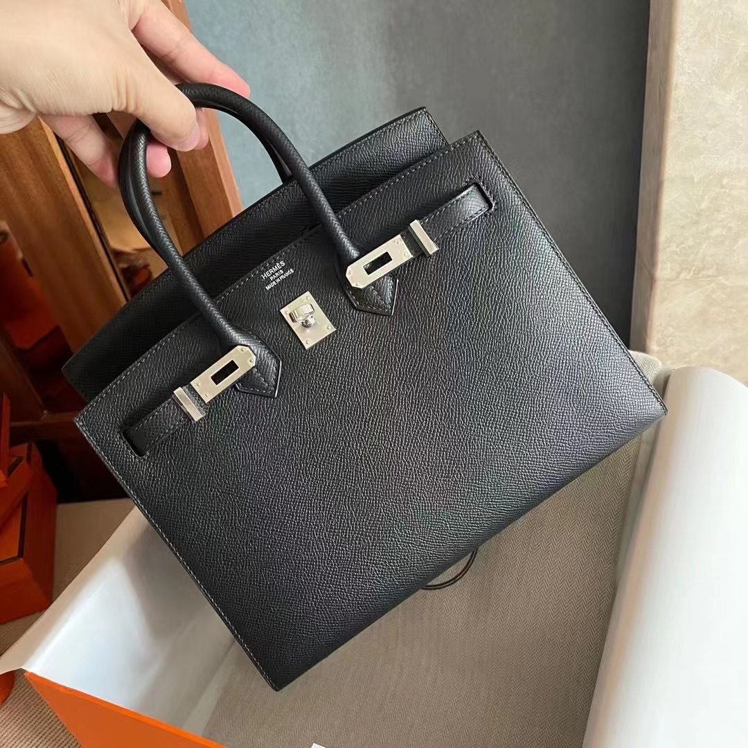 Abu Dhabi UAE HM BK 25 epsom 89 noir
