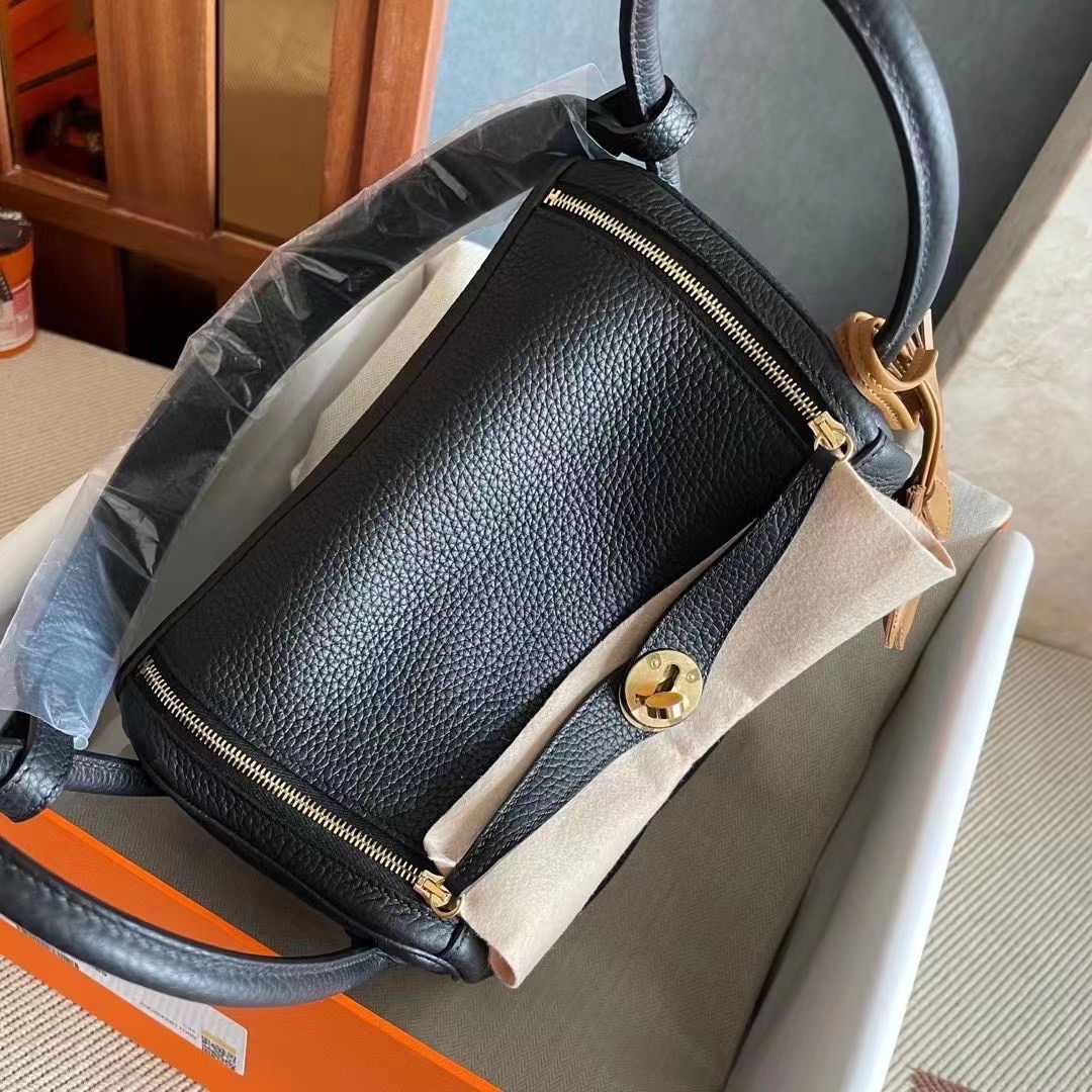 Tower Hamlets, London UK Britain HM LD Mini 26cm CK89黑色 taurillon Clemence leather