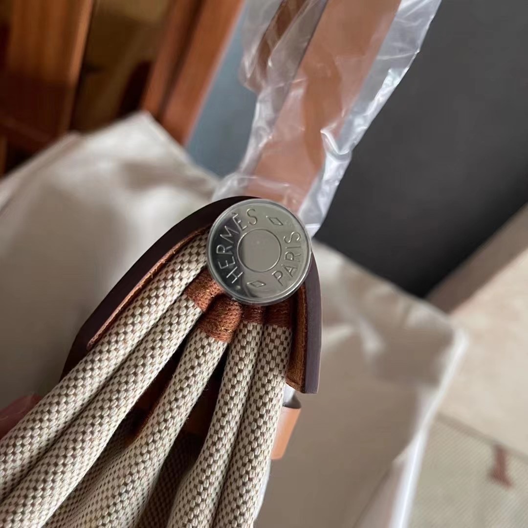 HM Herbag 31 内缝   Craie / Fauve 帆布拼金棕  银