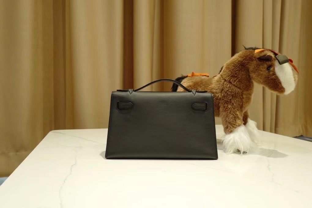 Qatar Dubai HM KL pochette 22 Swift Noir 89黑色