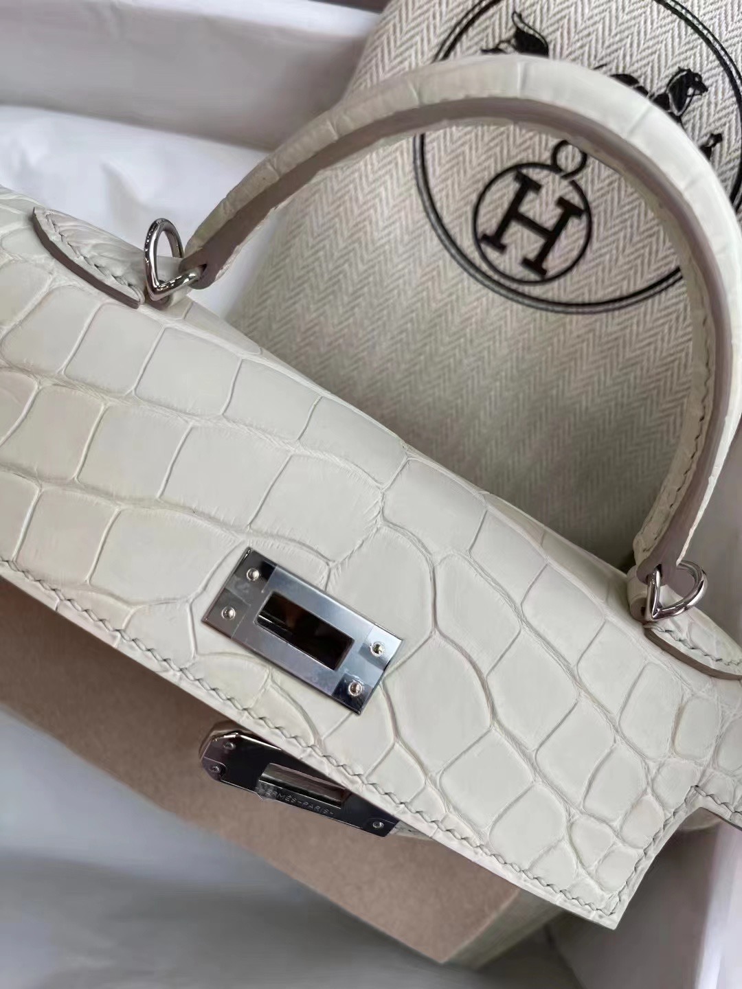 Dhabi HM MiniKL 二代 Matte Alligator Crocodile 8L Beton 奶油白