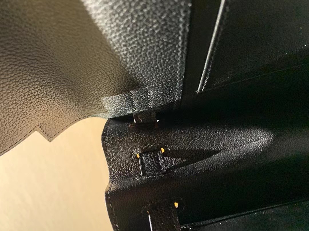 VIP一级品： kl danse 跳舞包 22cm  89黑色eve皮 金扣 100%与正品完全零区别，代购级的新款。