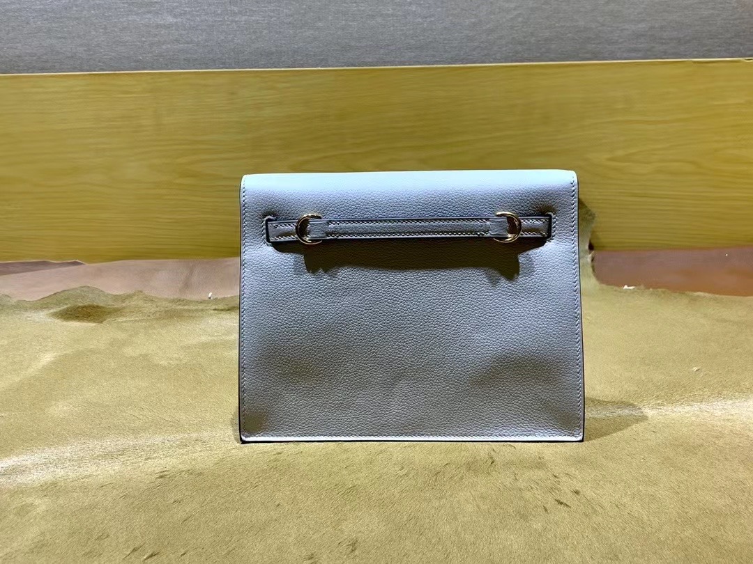 VIP一级品： kl danse 跳舞包 22cm Pearl grey 8O 珍珠灰/金扣 eve皮  100%与正品完全零区别，代购级的新款。