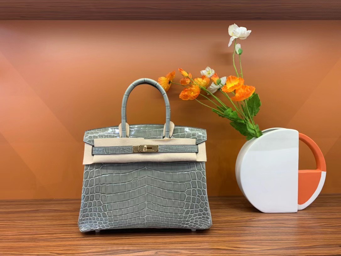 VIP一级品： BK 30cm 尼罗鳄Niloticus Crocodile CK81 Gris tourterelle斑鸠灰/金扣  手工缝制 臻品鉴赏