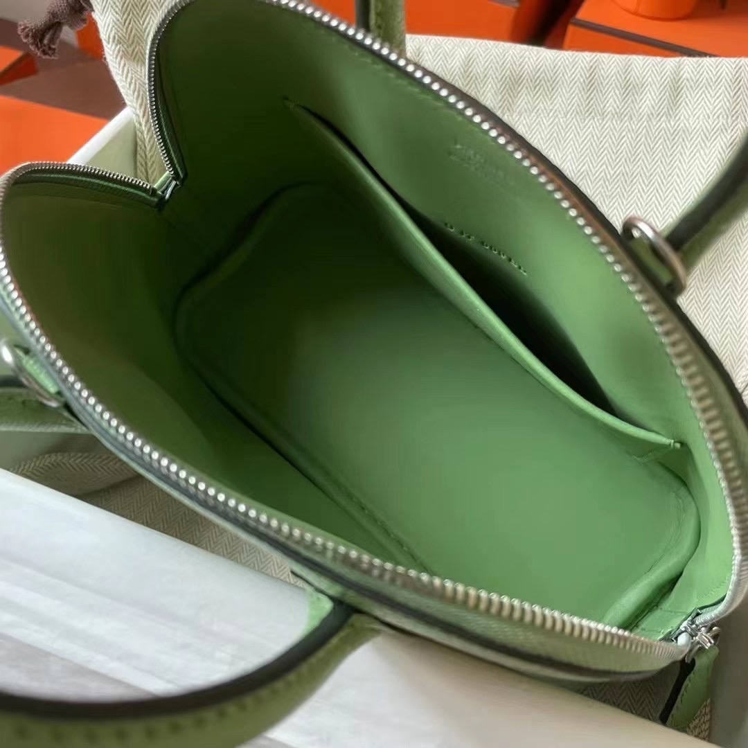 Mini Bolide 山羊皮 3I Vert criquet 牛油果绿 银扣