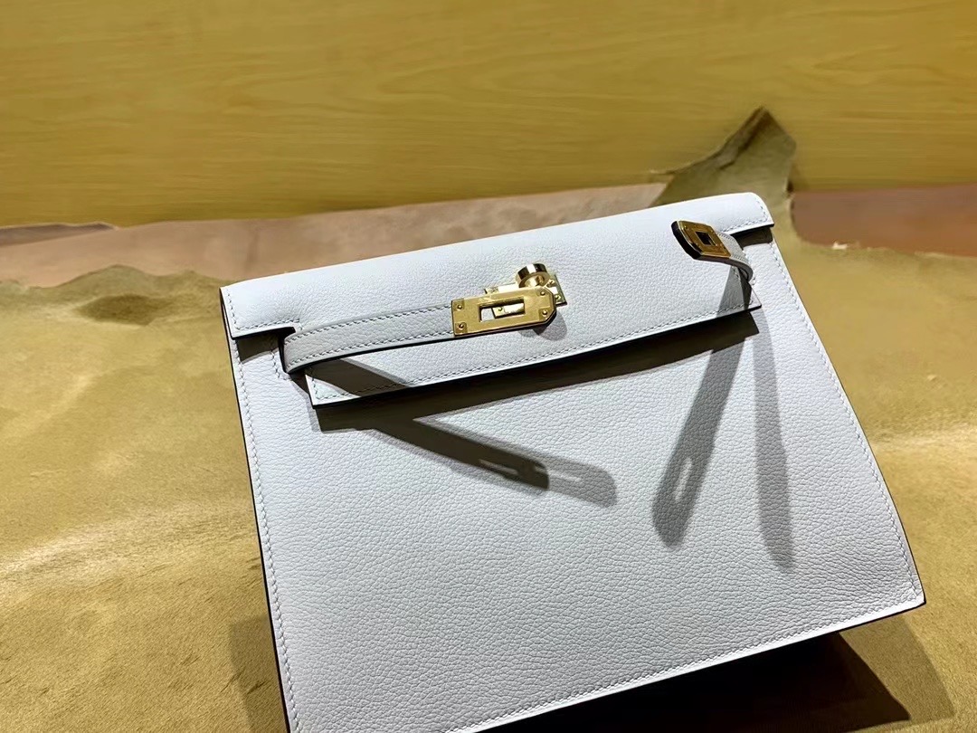 VIP一级品： kl danse 跳舞包 22cm Pearl grey 8O 珍珠灰/金扣 eve皮  100%与正品完全零区别，代购级的新款。
