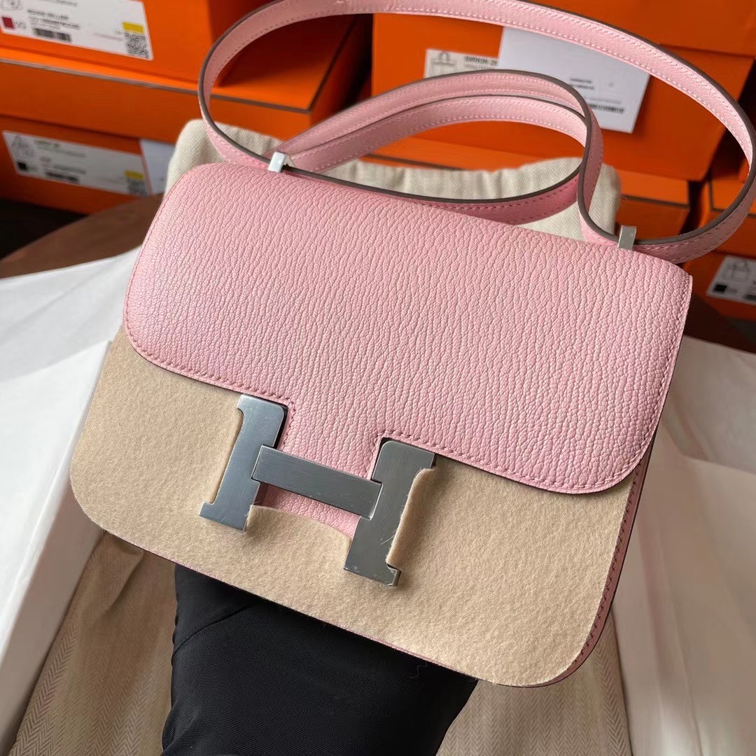 Constance mini 19cm chèvre 山羊皮 3Q rose sakura 樱花粉 银扣
