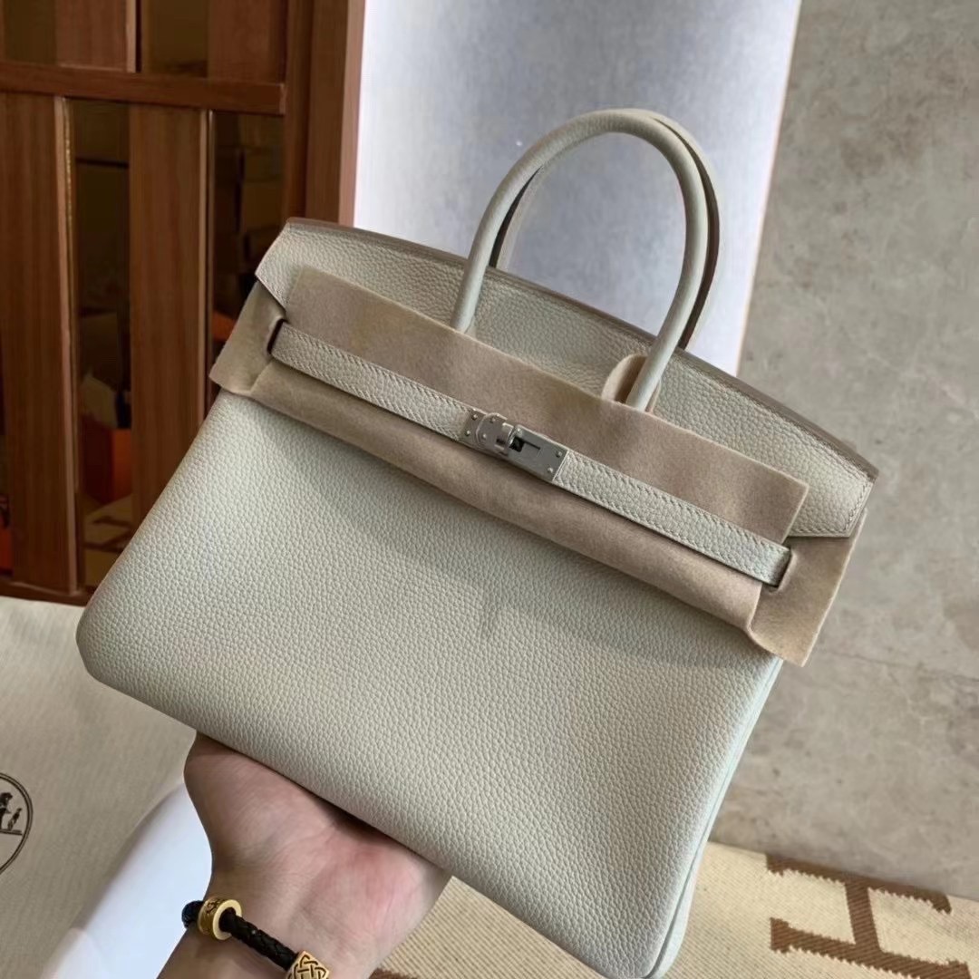 New York USA HM BK 25cm togo 10 craie
