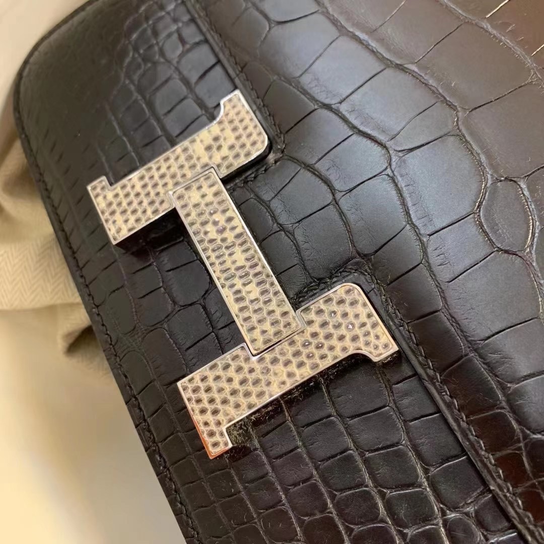 Dubai HM Constance 19cm 89 Noir Matte Alligator Crocodile 配蜥蜴扣