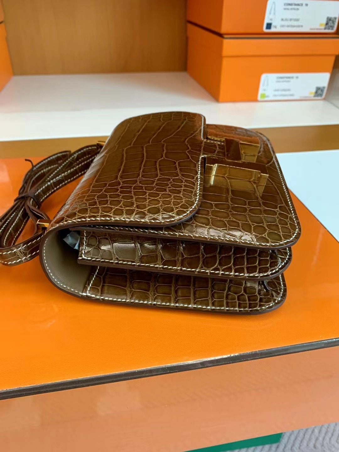 Saudi Arabia HM Constance mini 19cm 亮面美洲鳄鱼 shiny alligator crocodile 17 Ficelle 烟草色 淡灰褐色 金扣 全手工蜜蜡线缝制