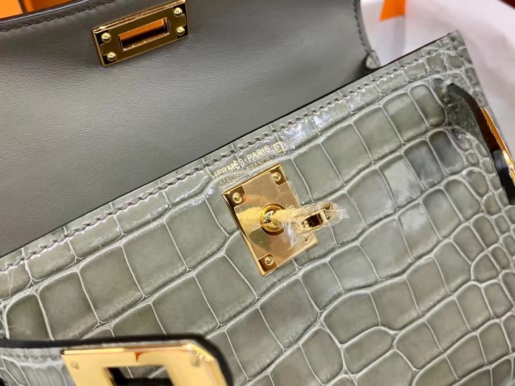 VIP一级品 Mini kl19cm 美洲鳄Alligator  CK81 Gris tourterelle斑鸠灰/金扣  手工缝制 臻品鉴赏