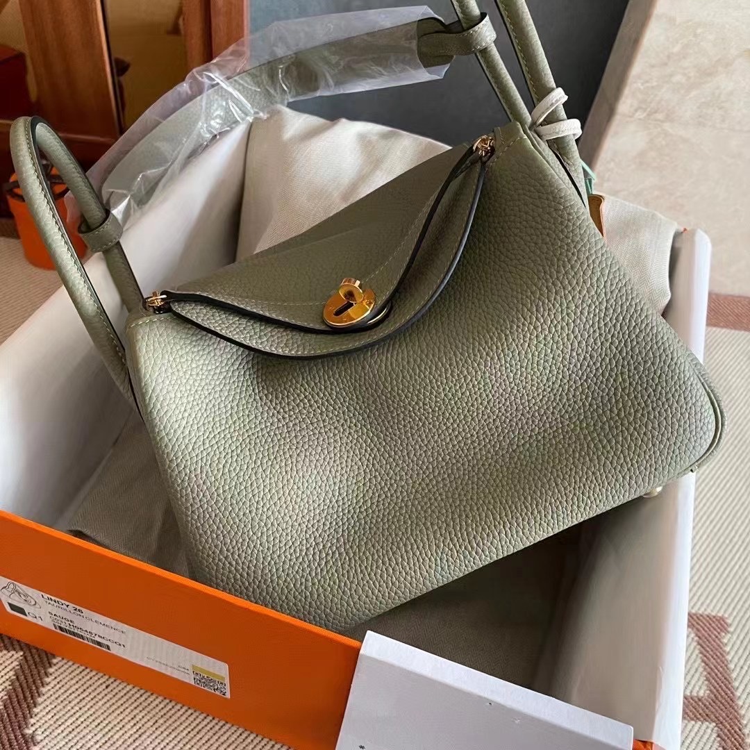 Viet Nam Da Nang City HM ld 26cm TC Q1 Sage Green Gold HW
