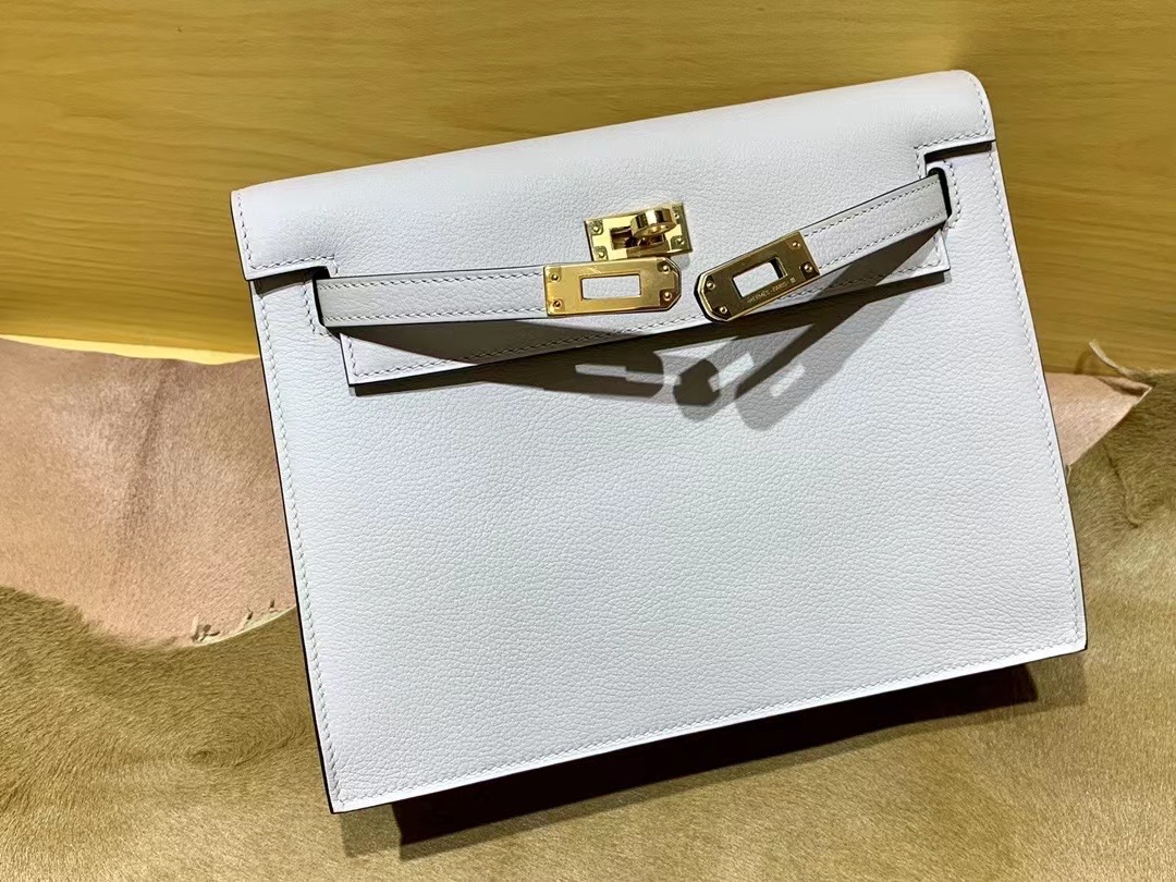 VIP一级品： kl danse 跳舞包 22cm Pearl grey 8O 珍珠灰/金扣 eve皮  100%与正品完全零区别，代购级的新款。