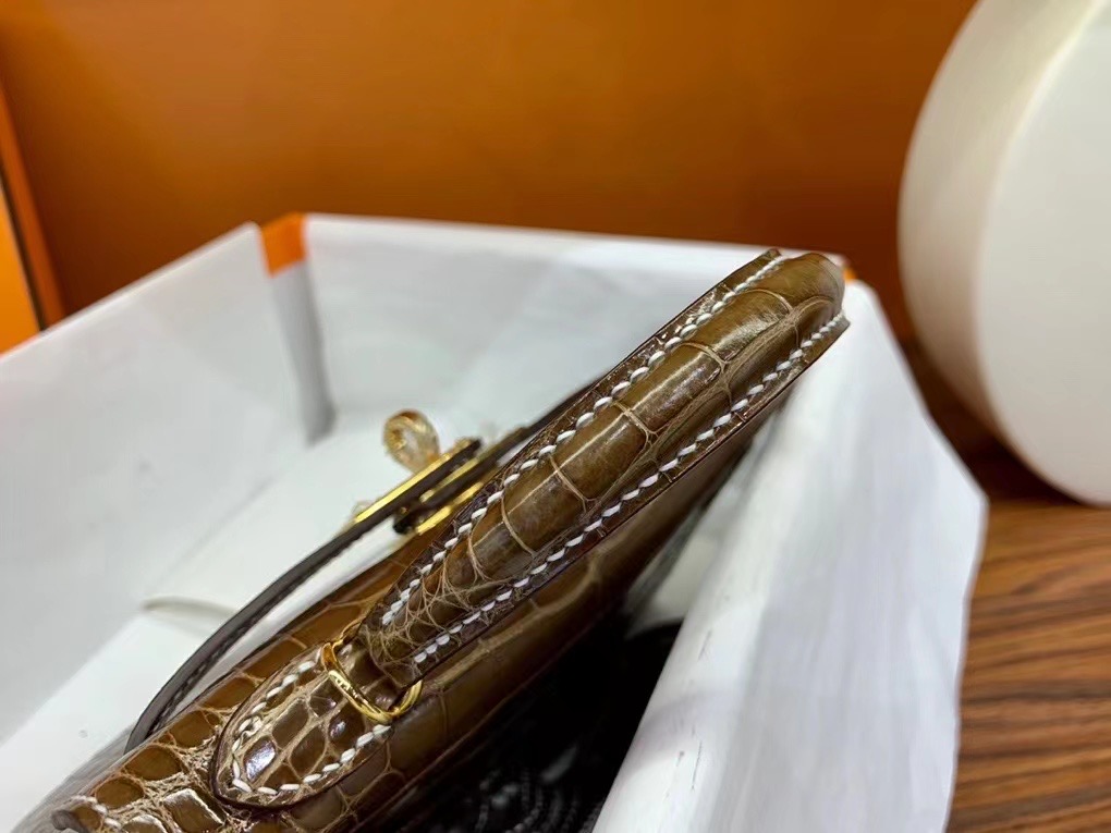 VIP一级品 Mini kl19cm 美洲鳄Alligator   CK17烟草色/金扣  手工缝制 臻品鉴赏