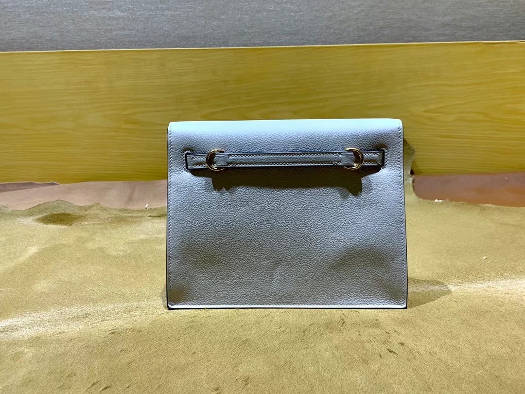 VIP一级品： kl danse 跳舞包 22cm Pearl grey 8O 珍珠灰/金扣 eve皮  100%与正品完全零区别，代购级的新款。