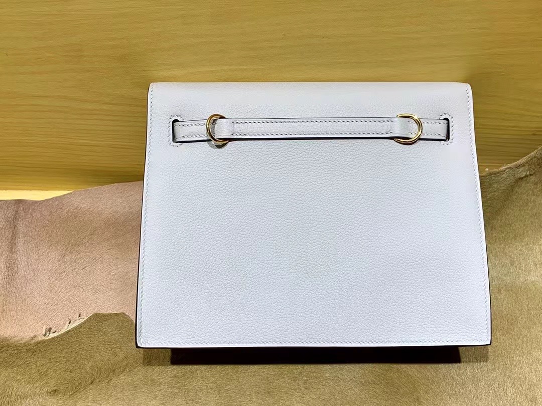 VIP一级品： kl danse 跳舞包 22cm Pearl grey 8O 珍珠灰/金扣 eve皮  100%与正品完全零区别，代购级的新款。