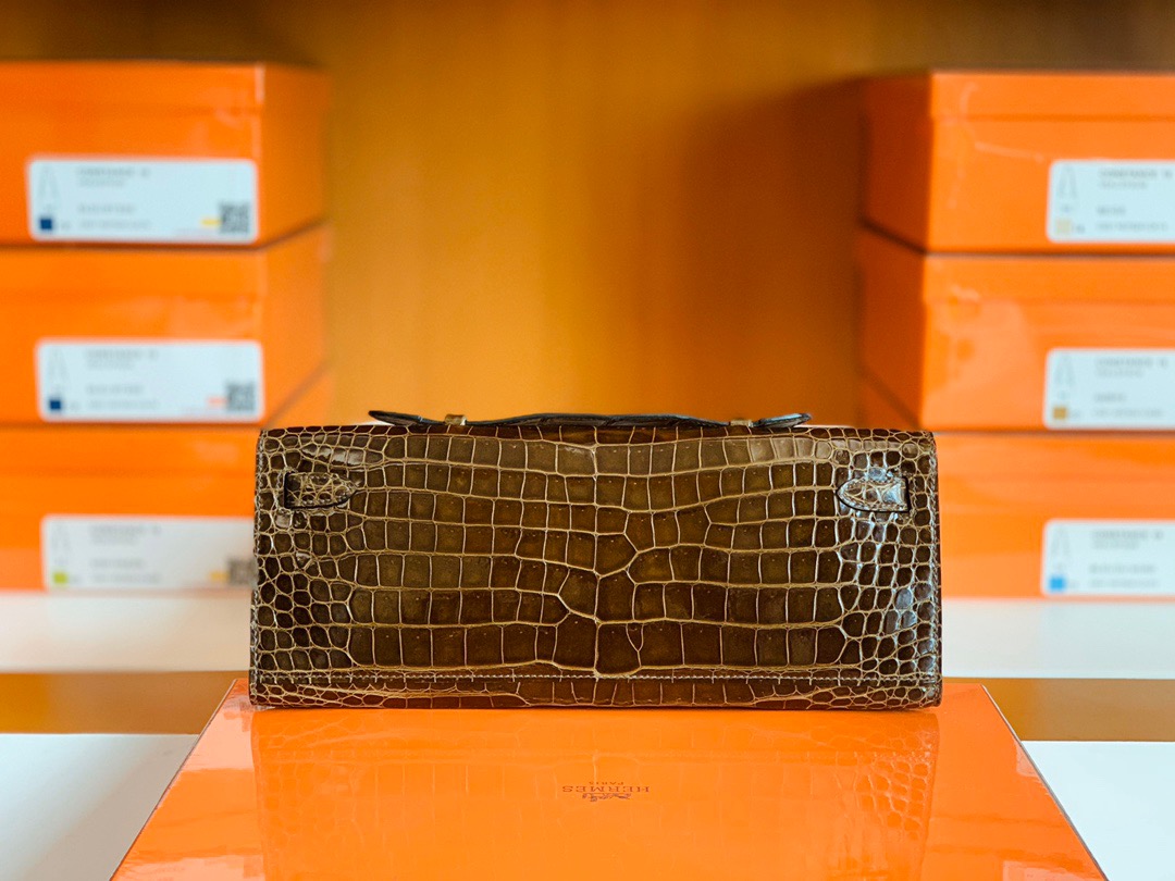Dubai HM KL Cut Crocodile
