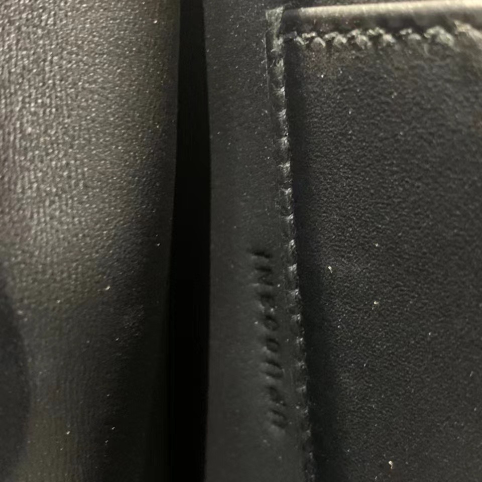 VIP一级品： kl danse 跳舞包 22cm 89 黑色/金扣 box皮  100%与正品完全零区别，代购级的新款。