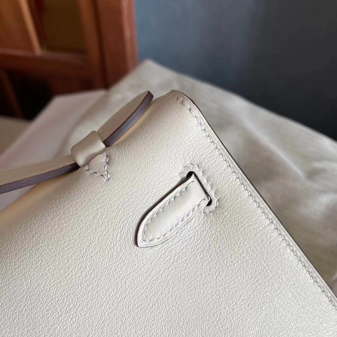 KL pochette swift i2 nata 奶油白  金