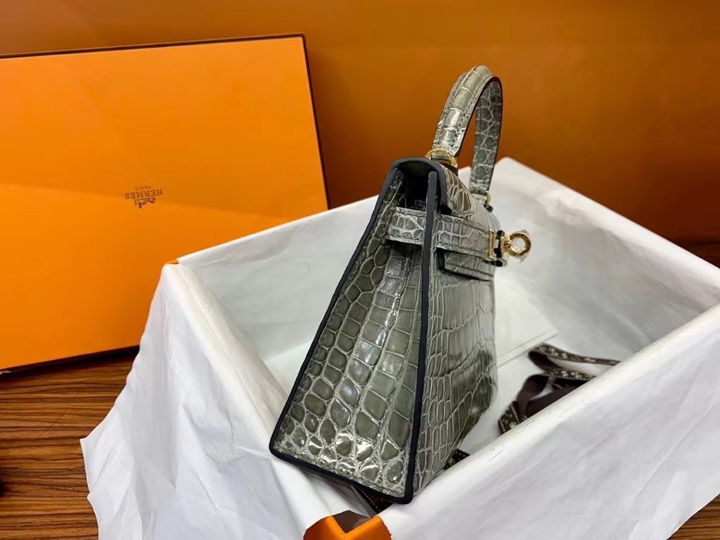 VIP一级品 Mini kl19cm 美洲鳄Alligator  CK81 Gris tourterelle斑鸠灰/金扣  手工缝制 臻品鉴赏