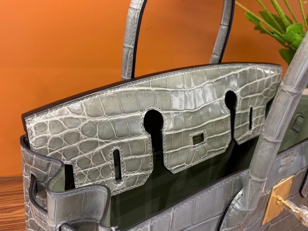 VIP一级品： BK 30cm 尼罗鳄Niloticus Crocodile CK81 Gris tourterelle斑鸠灰/金扣  手工缝制 臻品鉴赏