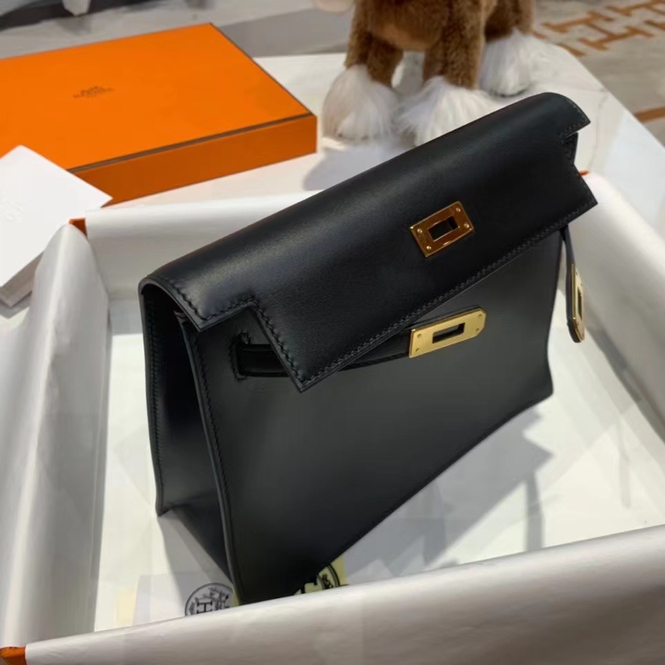 VIP一级品： kl danse 跳舞包 22cm 89 黑色/金扣 box皮  100%与正品完全零区别，代购级的新款。