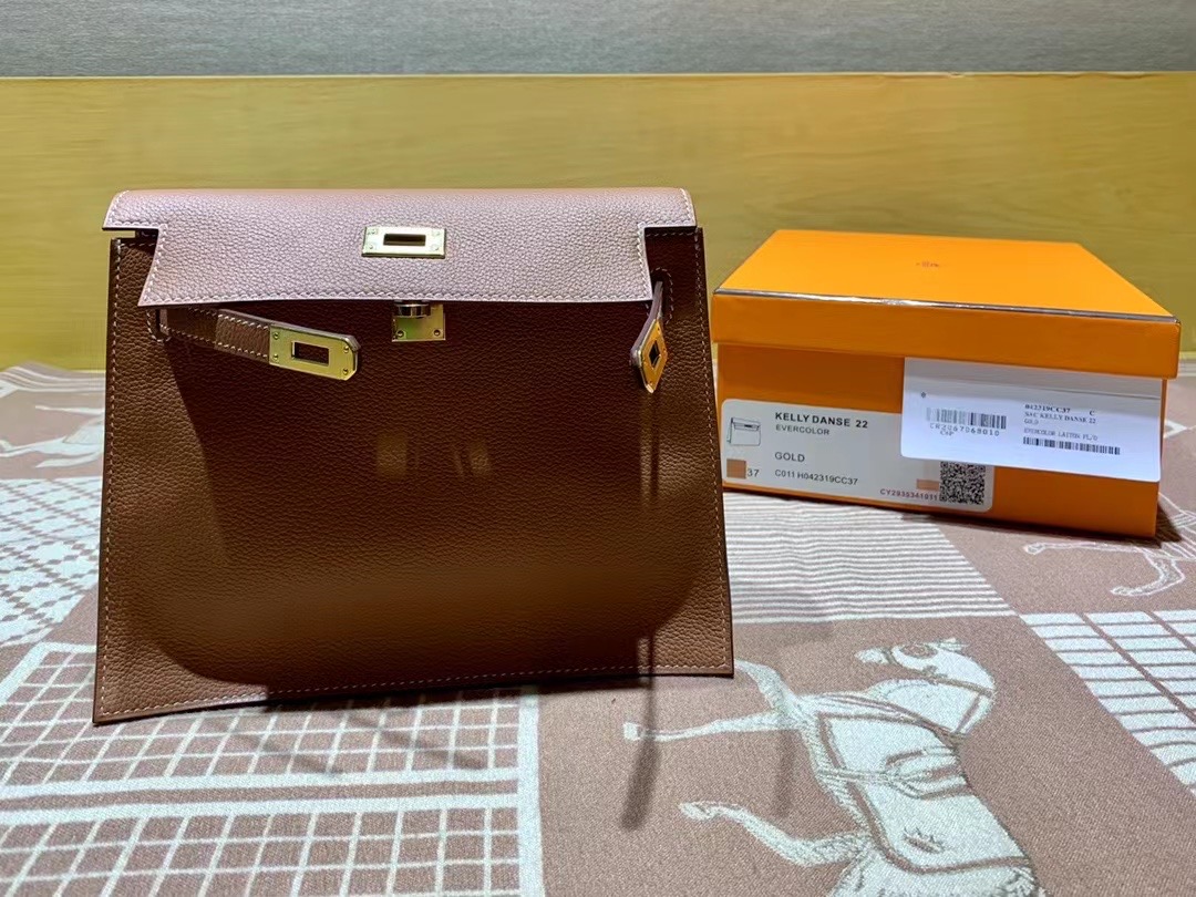 VIP一级品： kl danse 跳舞包 22cm  37gold金棕 eve皮 金扣 100%与正品完全零区别，代购级的新款。