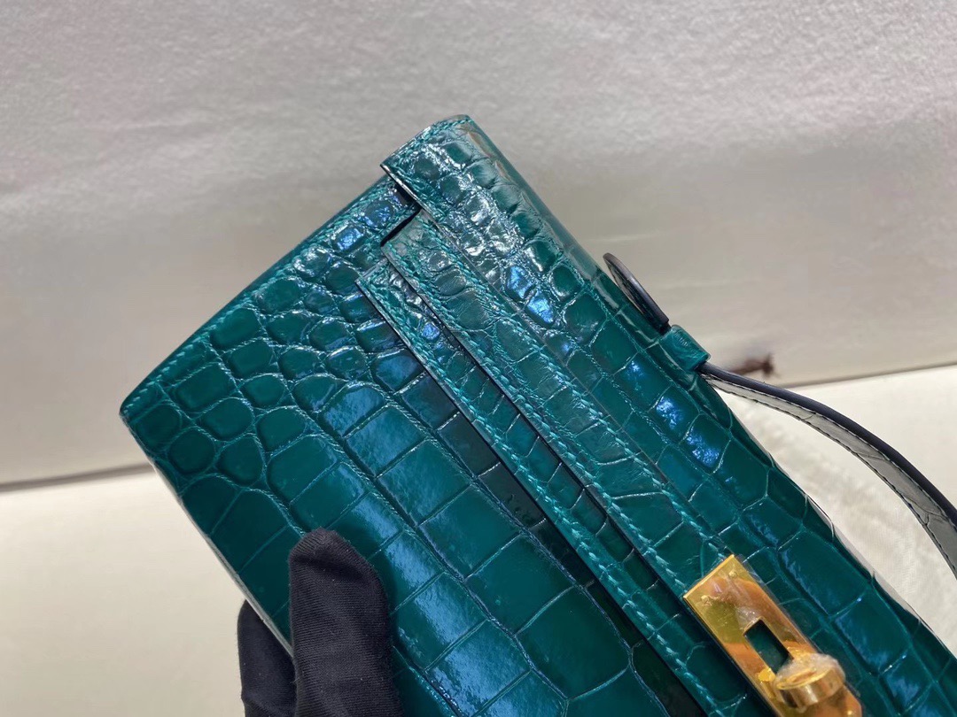 KL cut 31cm 晚宴手包 鳄鱼🐊 祖母绿 顶级法国纯手工现货😍