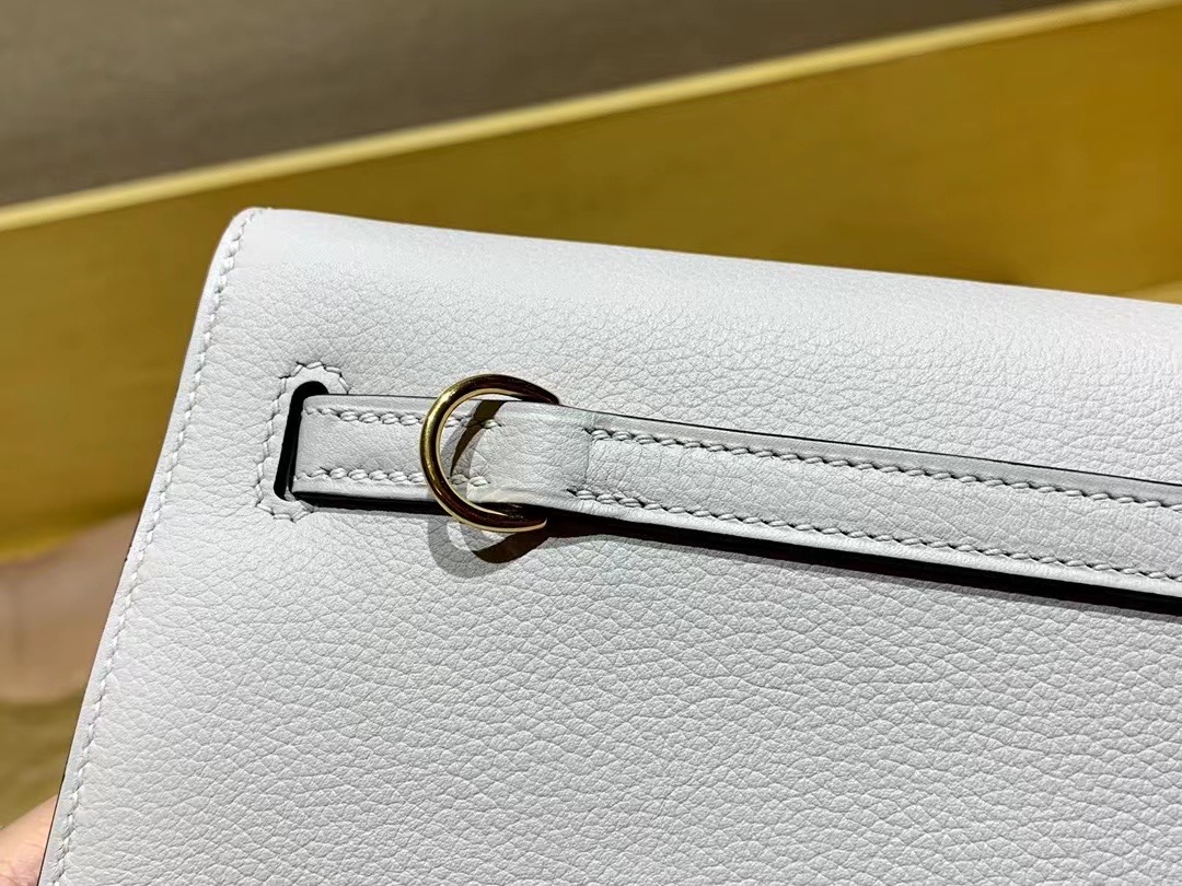 VIP一级品： kl danse 跳舞包 22cm Pearl grey 8O 珍珠灰/金扣 eve皮  100%与正品完全零区别，代购级的新款。