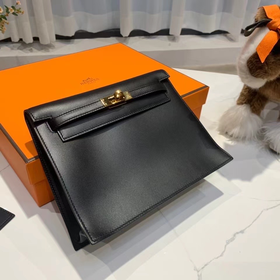 VIP一级品： kl danse 跳舞包 22cm 89 黑色/金扣 box皮  100%与正品完全零区别，代购级的新款。