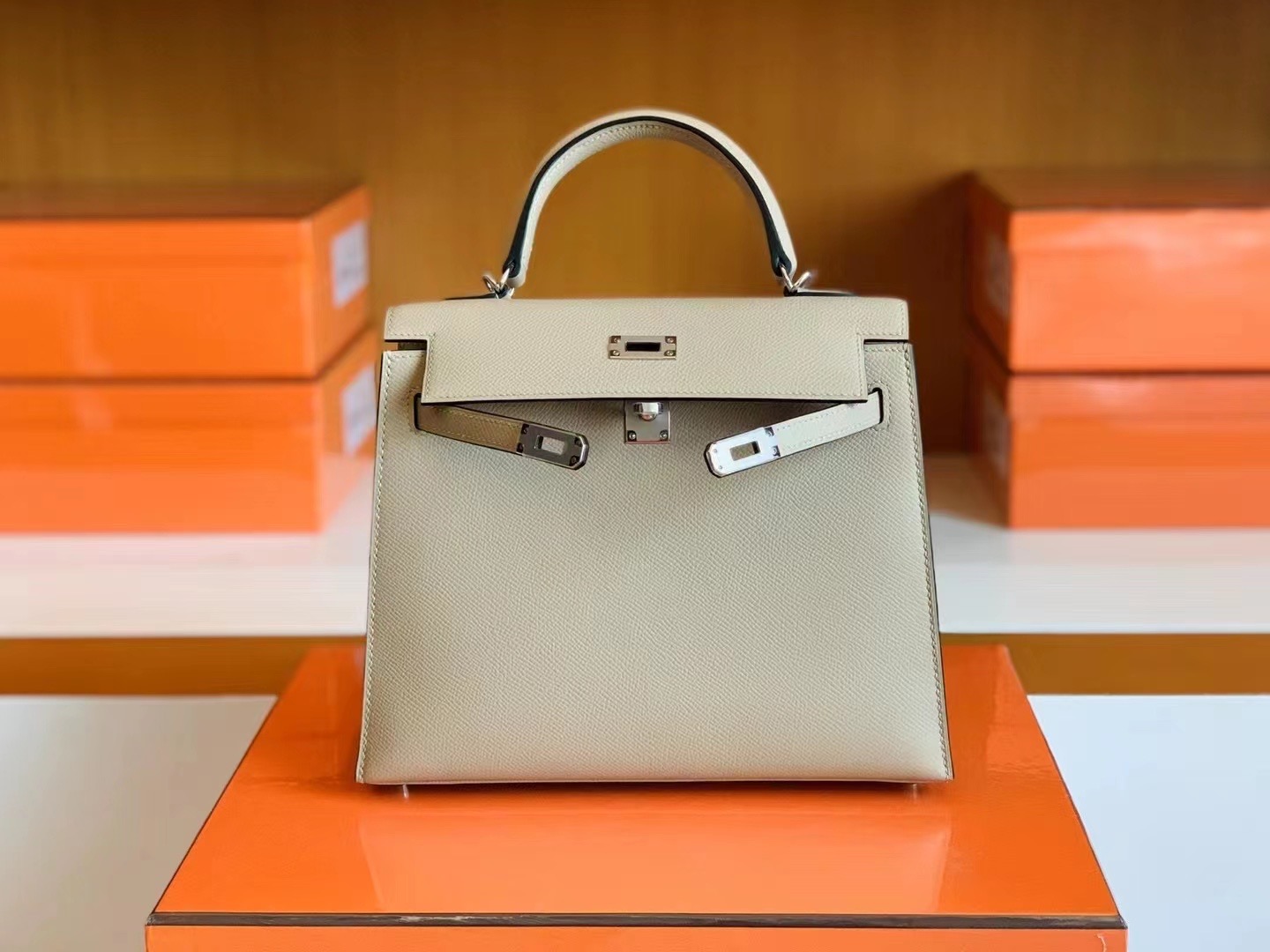 Qatar Doha HM KL 25cm Epsom S2 Trench 风衣灰
