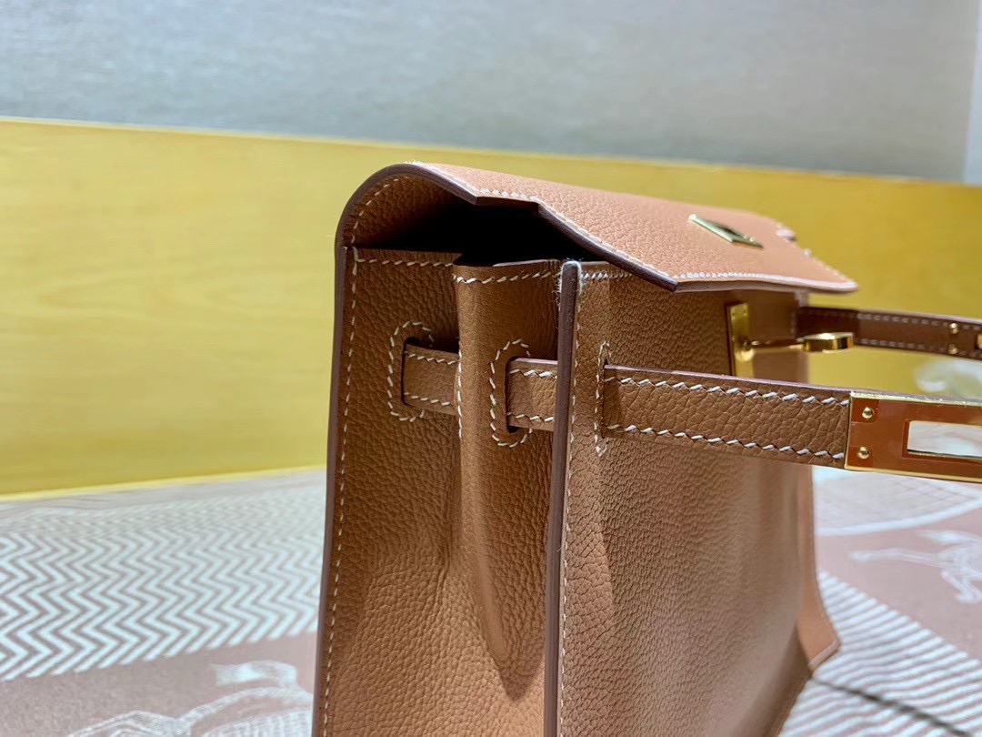 VIP一级品： kl danse 跳舞包 22cm  37gold金棕 eve皮 金扣 100%与正品完全零区别，代购级的新款。