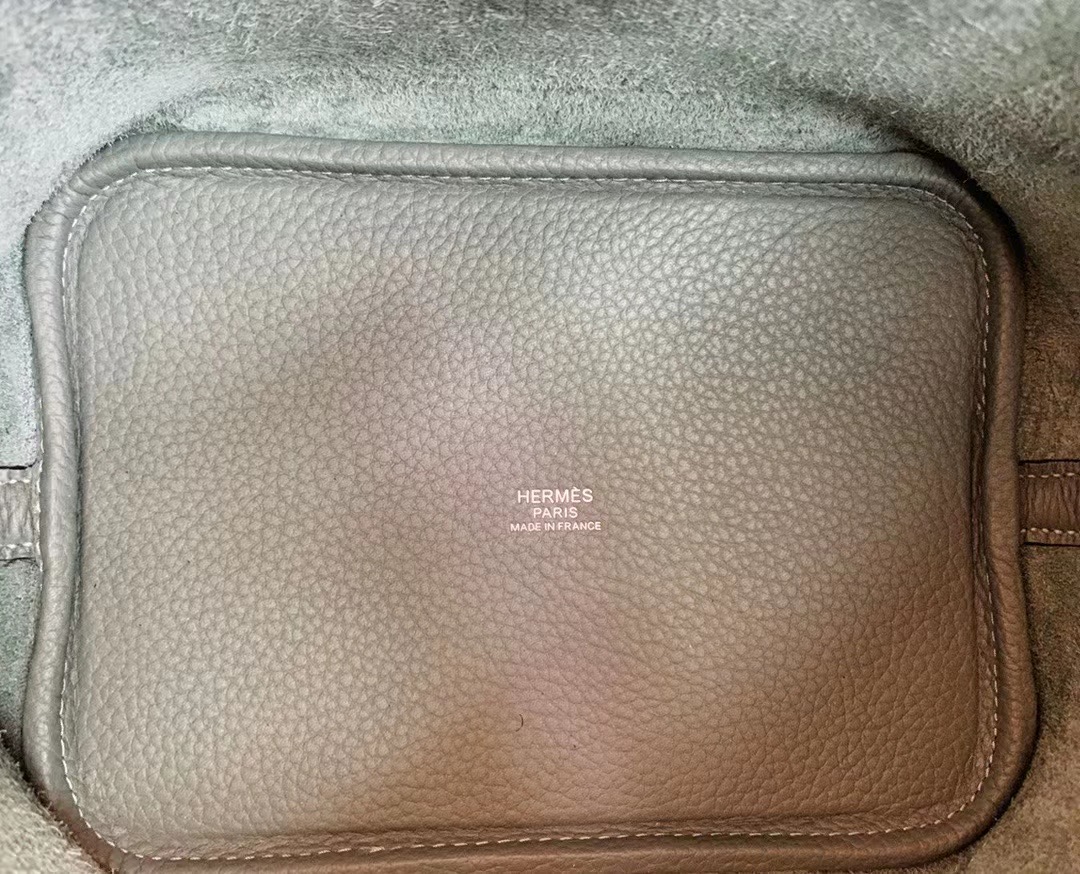 Picotin 18cm Tc 63 vert amande