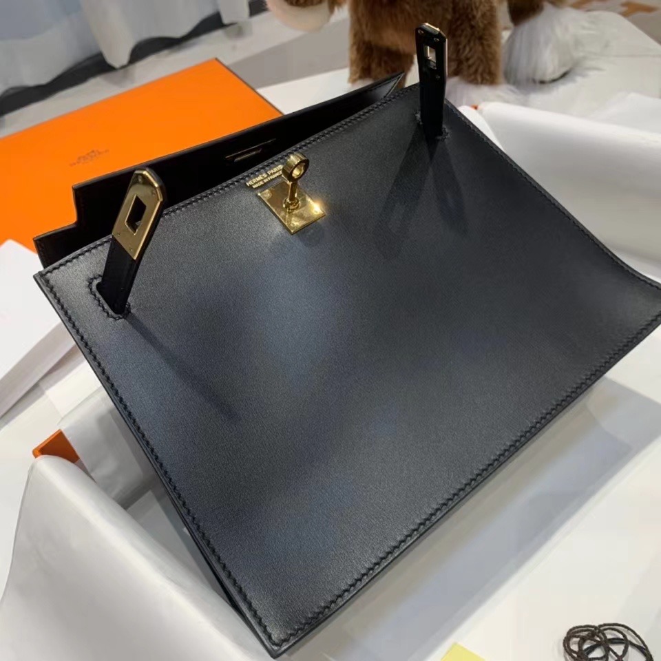 VIP一级品： kl danse 跳舞包 22cm 89 黑色/金扣 box皮  100%与正品完全零区别，代购级的新款。