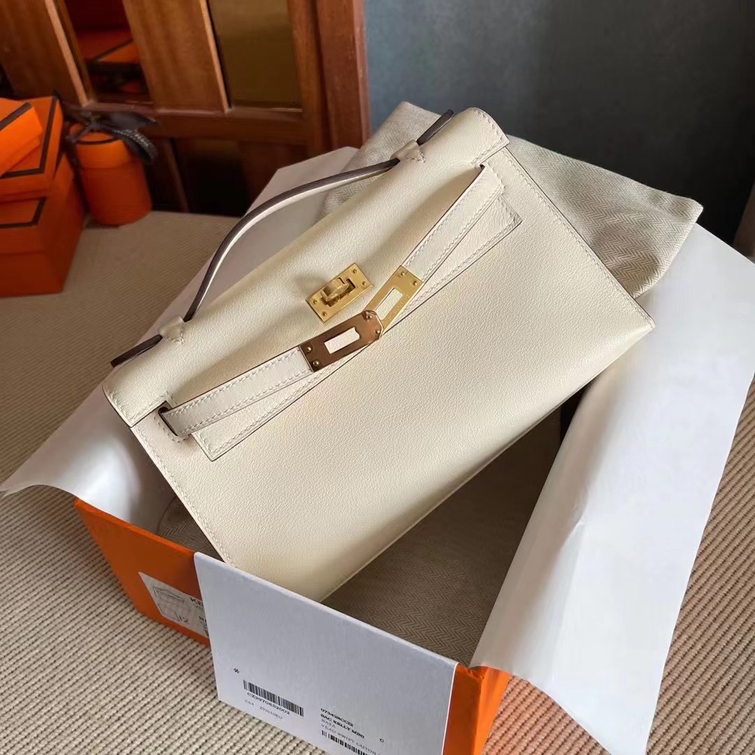 KL pochette swift i2 nata 奶油白  金