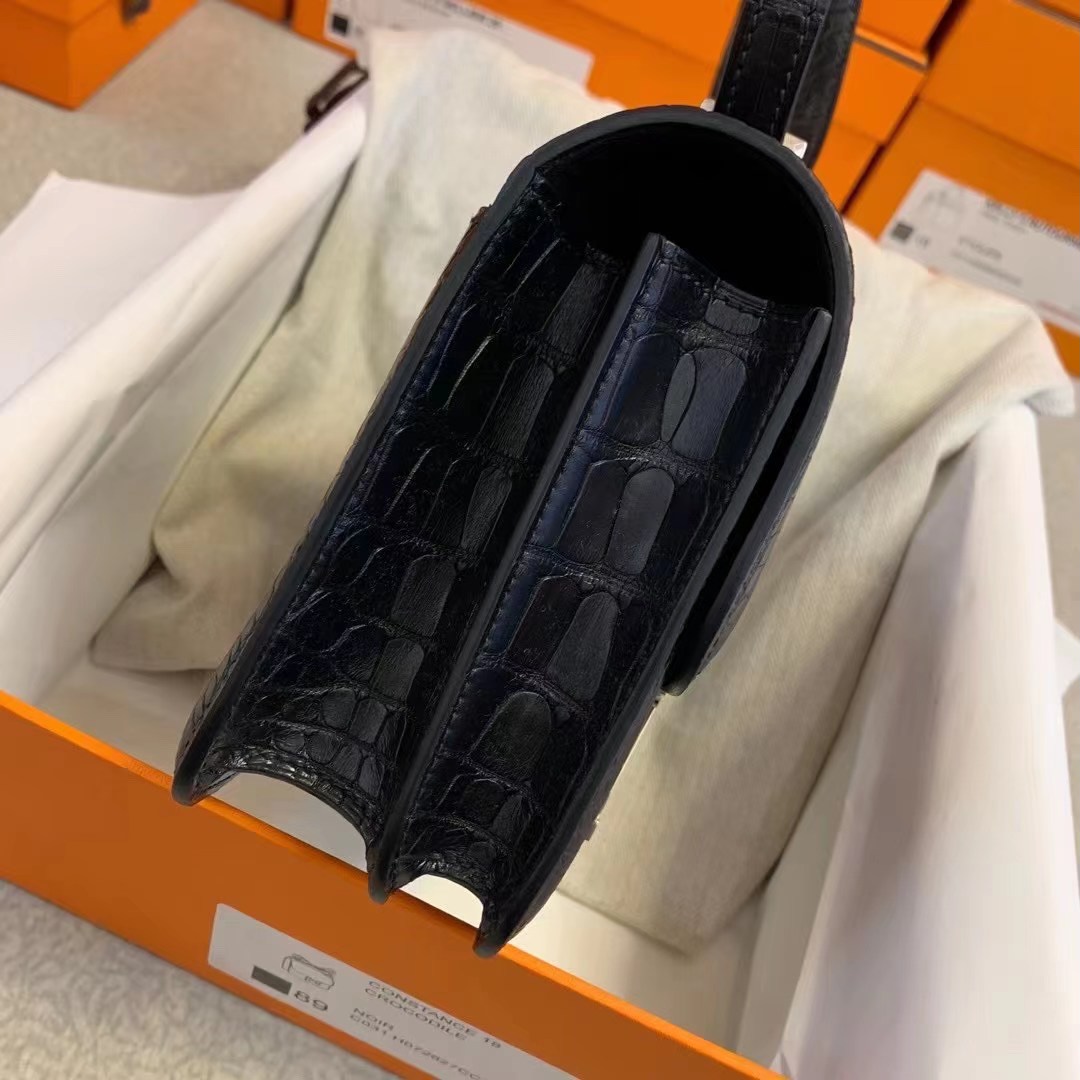 Dubai HM Constance 19cm 89 Noir Matte Alligator Crocodile 配蜥蜴扣