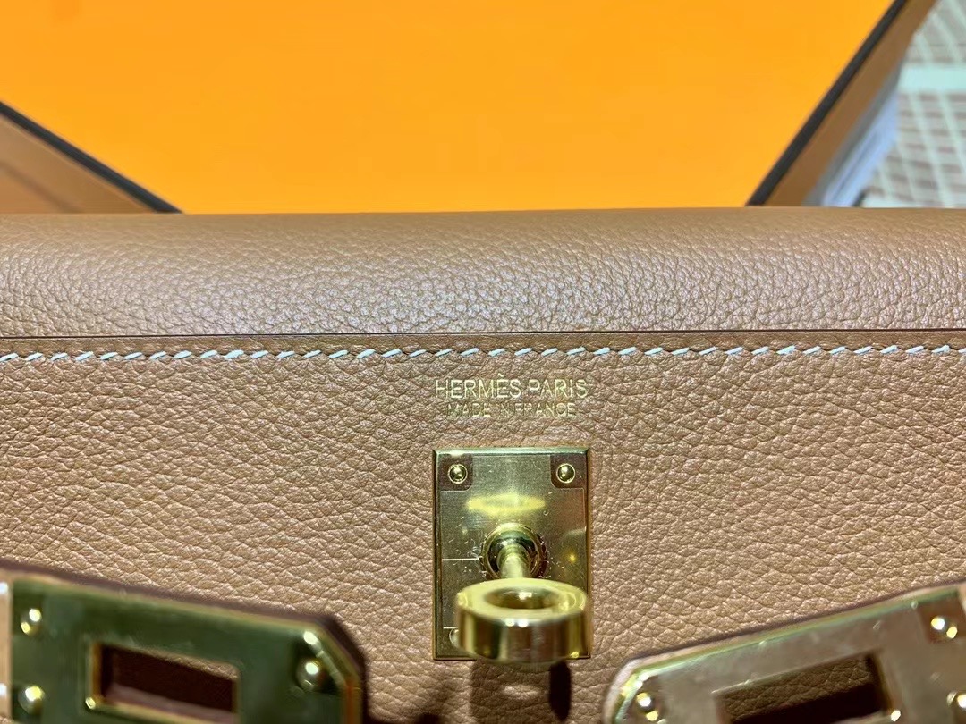 VIP一级品： kl danse 跳舞包 22cm  37gold金棕 eve皮 金扣 100%与正品完全零区别，代购级的新款。