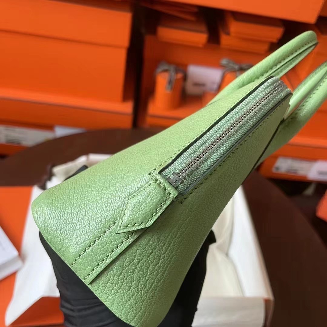 Mini Bolide 山羊皮 3I Vert criquet 牛油果绿 银扣