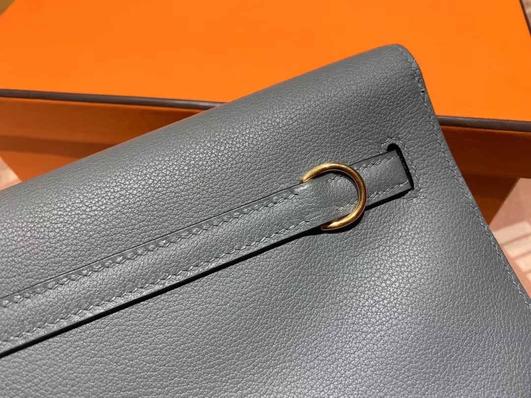 VIP一级品： kl danse 跳舞包 22cm  63杏仁绿 eve皮 金扣 100%与正品完全零区别，代购级的新款。