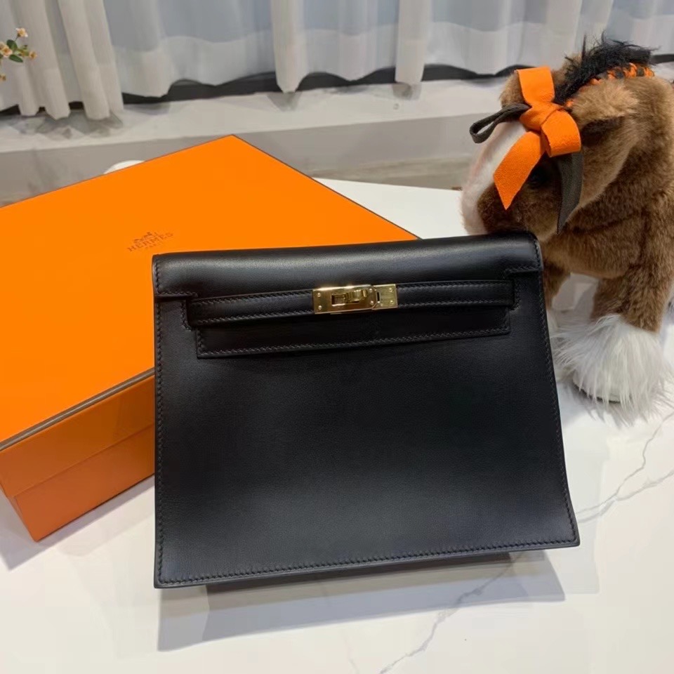 VIP一级品： kl danse 跳舞包 22cm 89 黑色/金扣 box皮  100%与正品完全零区别，代购级的新款。